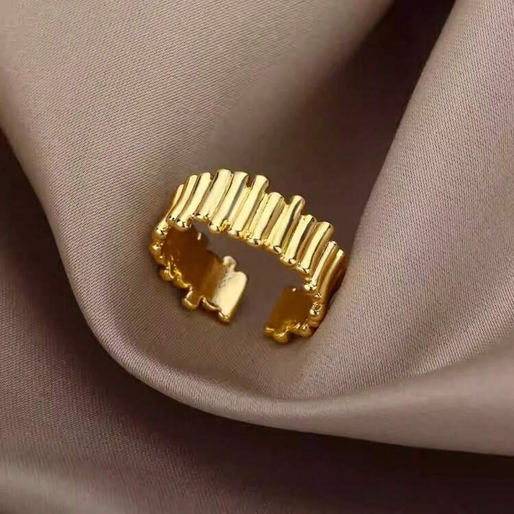 Celeste Ridge Ring