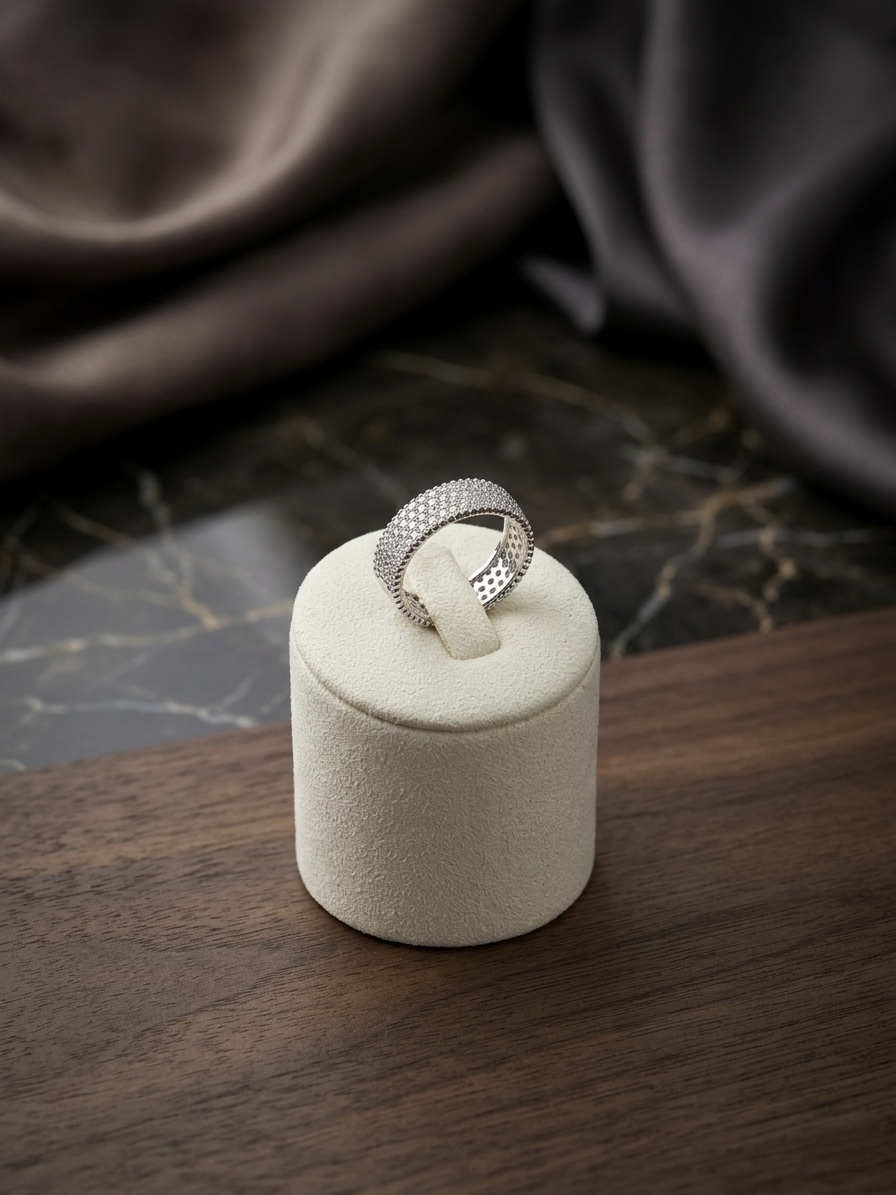 Luméra Shiny Ring